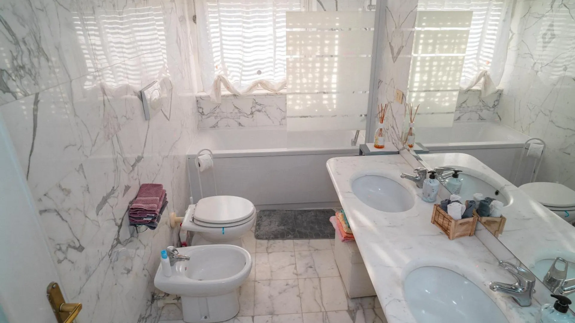 L'Onda Giusta Apartment Savona Italy